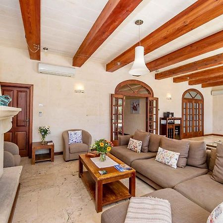 The Almonds Luxury Villa San Lawrenz Kültér fotó