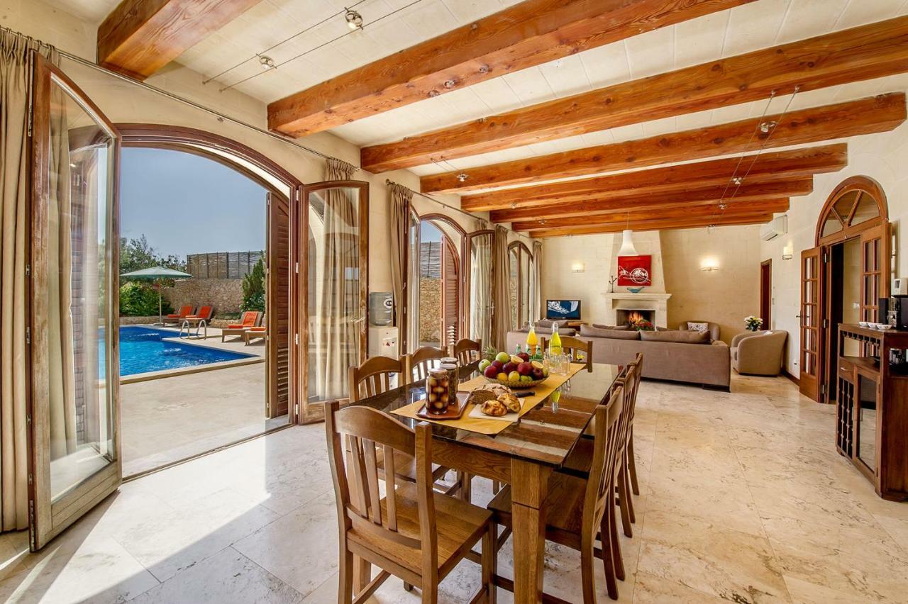The Almonds Luxury Villa San Lawrenz Kültér fotó